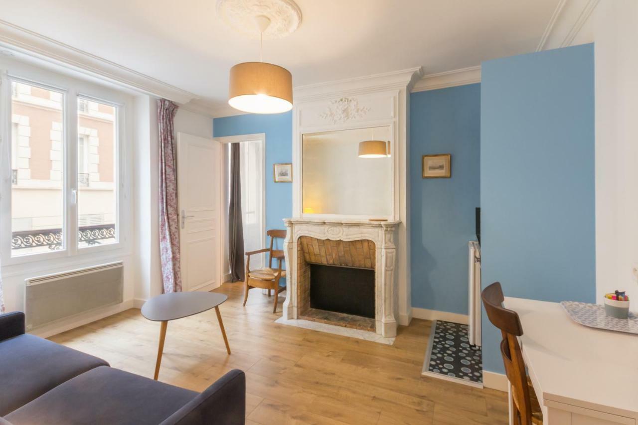Les Toits De Paris Bed and Breakfast Eksteriør billede