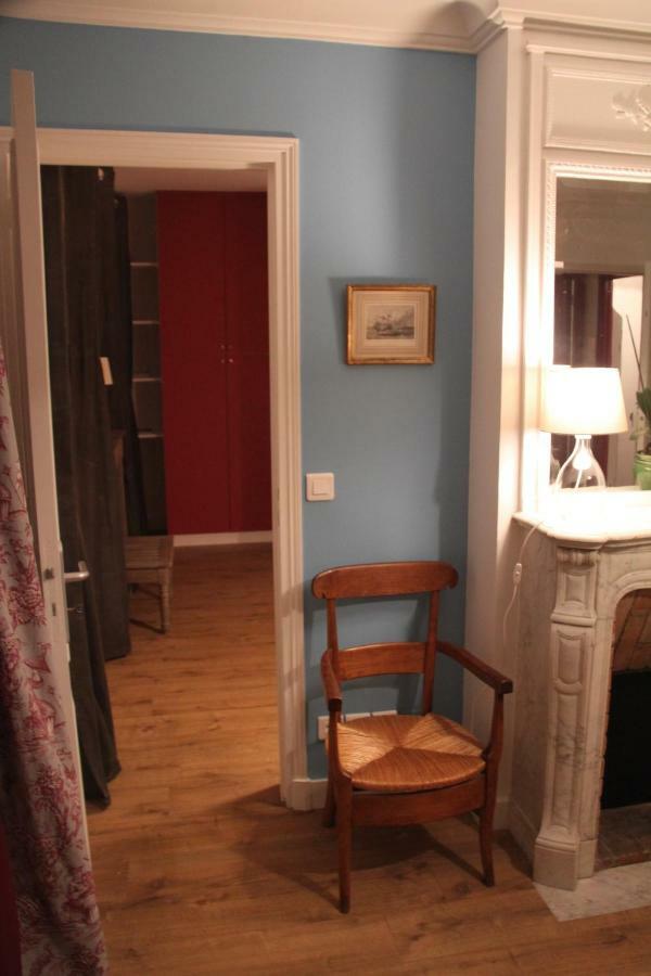 Les Toits De Paris Bed and Breakfast Eksteriør billede